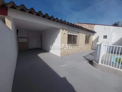 Casa com 2 Quartos para alugar, 90m² no Centro, Gravataí