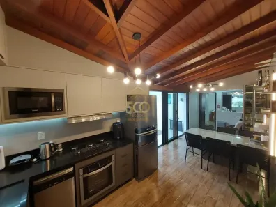 Sobrado com 3 Quartos à venda, 92m² no Forquilhas, São José