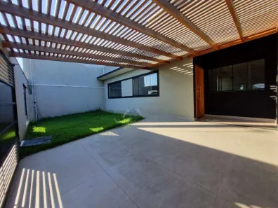 Casa com 3 Quartos à venda, 75m² no Monte Belo, Londrina