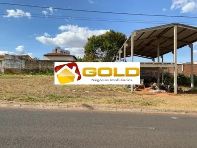 Lote/Terreno à venda, 10m² no Carajás, Uberlândia