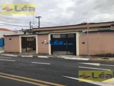 Casa com 3 Quartos à venda, 240m² no Vila Figueira, Suzano
