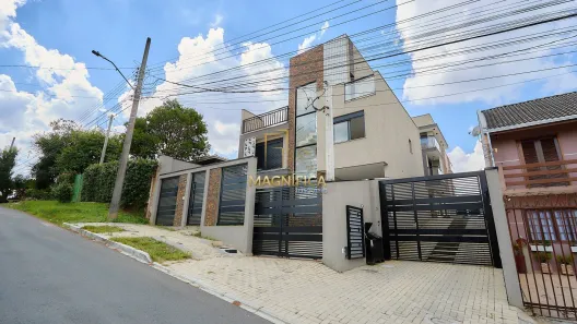 Sobrado com 3 Quartos à venda, 158m² no Barreirinha, Curitiba