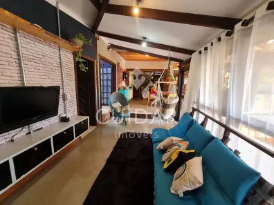 Casa com 4 Quartos à venda, 300m² no Parque Recreio, Contagem