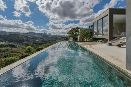 Casa de Condomínio com 4 Quartos para venda ou aluguel, 1020m² no Vale dos Cristais, Nova Lima