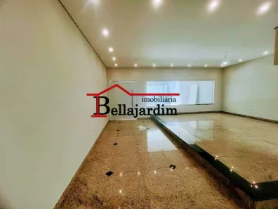 Sobrado com 3 Quartos à venda, 244m² no Vila Scarpelli, Santo André
