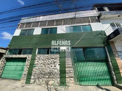 Casa com 4 Quartos à venda, 300m² no Monte Castelo, Contagem