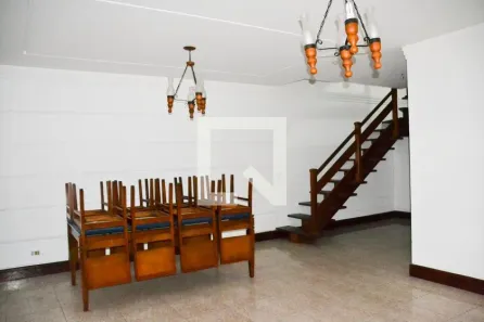Casa com 6 Quartos à venda, 229m² no Santa Maria, Santo André