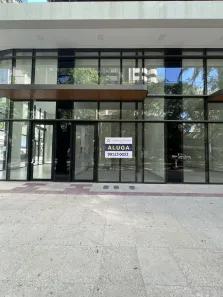 Prédio Comercial para alugar, 38m² no Zona 01, Maringá