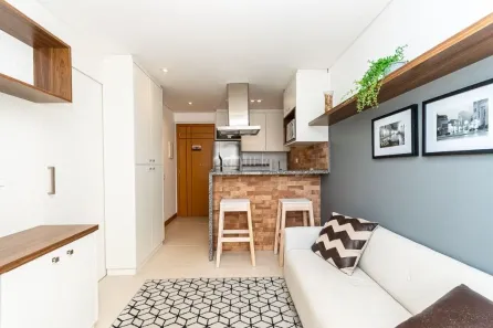 Apartamento com 1 Quarto para alugar, 33m² no Centro, Curitiba