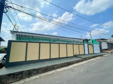 Casa com 3 Quartos à venda, 200m² no Planalto, Manaus