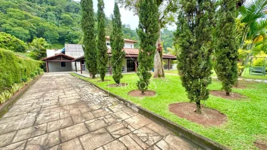 Casa com 6 Quartos para alugar, 518m² no Itaipava, Petrópolis