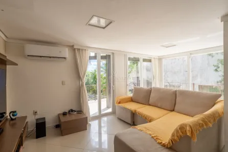 Casa com 3 Quartos à venda, 300m² no Jardim Isabel, Porto Alegre