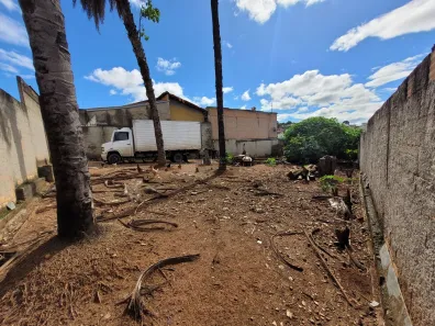 Lote/Terreno à venda, 395m² no Cenáculo, Belo Horizonte