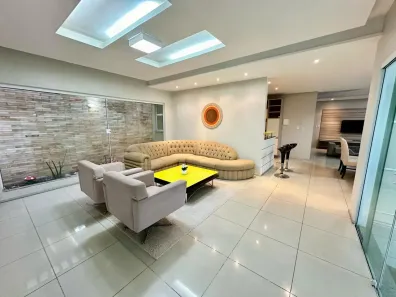 Casa com 4 Quartos à venda, 300m² no Gurupi, Teresina