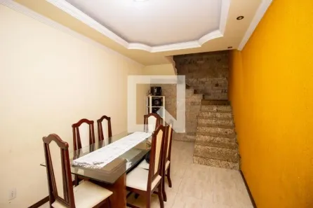 Casa com 5 Quartos à venda, 160m² no Sapucaia II, Contagem