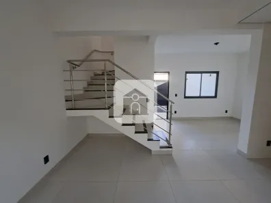 Sobrado com 3 Quartos para alugar, 100m² no Aclimação, Uberlândia