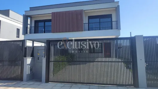 Casa com 3 Quartos à venda, 189m² no Rio Tavares, Florianópolis