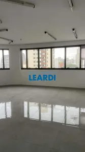 Sala Comercial à venda, 45m² no Vila Mariana, São Paulo