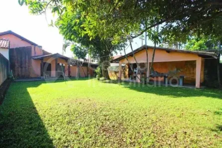 Casa com 4 Quartos à venda, 256m² no Belmira Novaes, Peruíbe