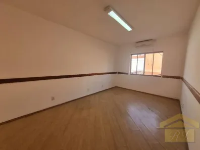 Imóvel Comercial com 3 Quartos para alugar, 150m² no Campo Belo, São Paulo