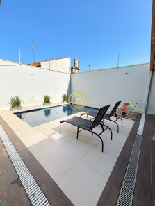 Sobrado com 3 Quartos à venda, 200m² no Loteamento Villa Branca, Jacareí