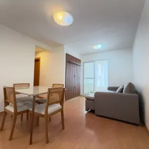 Apartamento com 2 Quartos para alugar, 55m² no Campo Comprido, Curitiba