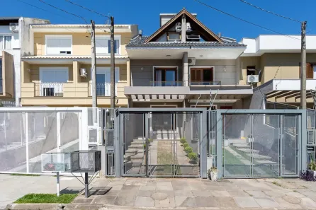 Casa com 3 Quartos à venda, 143m² no Guarujá, Porto Alegre
