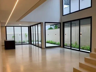 Casa de Condomínio com 4 Quartos à venda, 367m² no Jardim Sul, Uberlândia