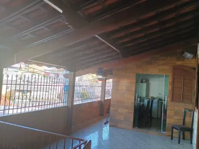 Casa com 3 Quartos à venda, 360m² no Petrolândia, Contagem