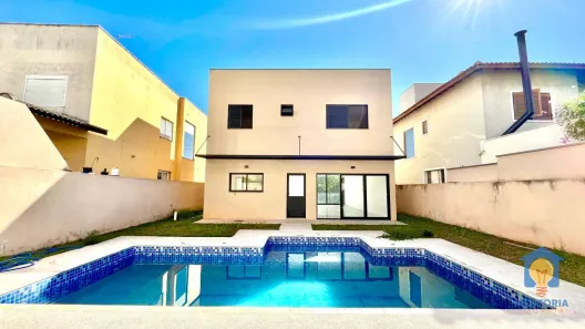 Casa com 3 Quartos à venda, 226m² no Centro, Cotia