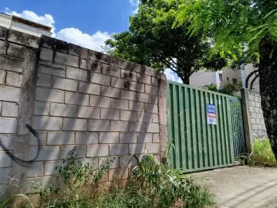 Lote/Terreno à venda, 450m² no Cabral, Contagem