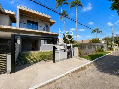 Casa com 3 Quartos para alugar, 150m² no Lagoa da Conceição, Florianópolis