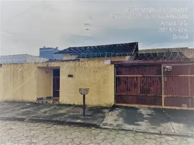 Casa com 2 Quartos à venda, 300m² no Jardim Europa, Araxá