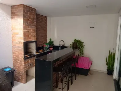 Sobrado com 3 Quartos à venda, 215m² no Loteamento Villa Branca, Jacareí