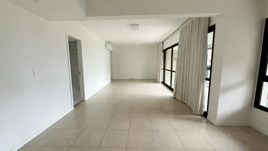Apartamento com 3 Quartos para alugar, 145m² no Alphaville I, Salvador