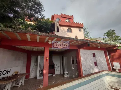 Casa com 14 Quartos à venda, 480m² no Artistas, Teresópolis