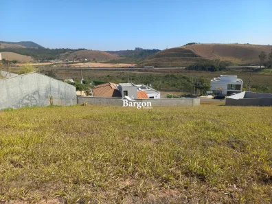 Lote/Terreno à venda, 630m² no São Pedro, Juiz de Fora