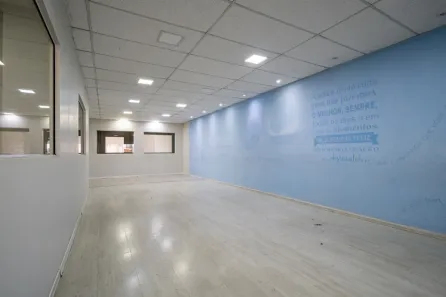 Galpão/Depósito/Armazém à venda, 619m² no Cambuci, São Paulo