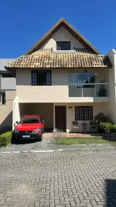 Casa de Condomínio com 3 Quartos à venda, 200m² no Santa Cândida, Curitiba