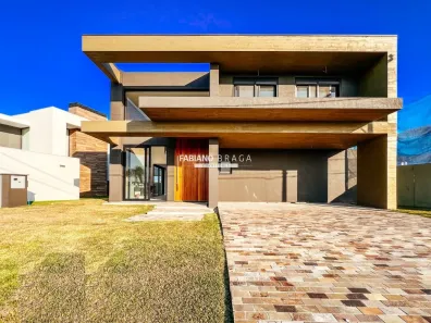 Sobrado com 5 Quartos à venda, 410m² no XANGRI-LÁ, Xangri-Lá