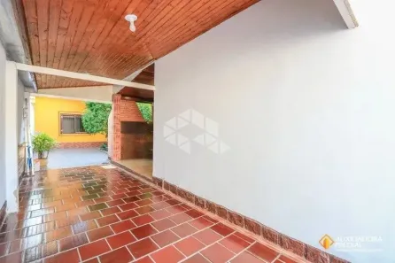 Casa com 2 Quartos à venda, 153m² no Chácara das Pedras, Porto Alegre