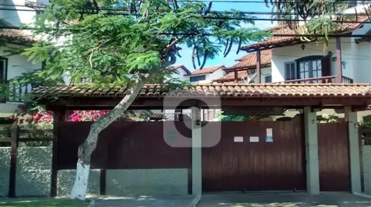 Sobrado com 4 Quartos à venda, 120m² no Peró, Cabo Frio