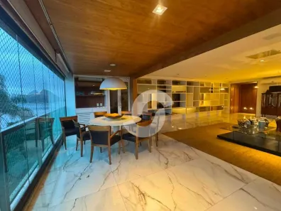 Apartamento com 4 Quartos à venda, 250m² no São Francisco, Niterói