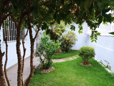Casa com 3 Quartos à venda, 101m² no Agronômica, Florianópolis