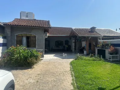 Casa com 2 Quartos à venda, 100m² no Canto do Forte, Praia Grande