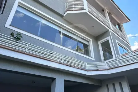 Sobrado com 4 Quartos à venda, 350m² no Vila Irmãos Arnoni, São Paulo