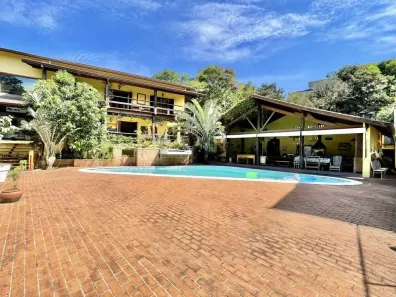 Sobrado com 7 Quartos à venda, 920m² no Palos Verdes, Cotia