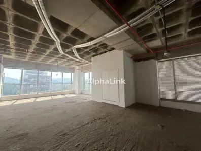 Sala Comercial para alugar, 338m² no Green Valley Alphaville, Barueri
