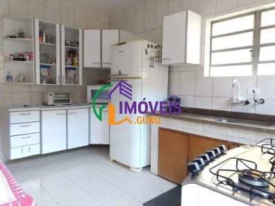 Casa com 3 Quartos à venda, 160m² no Jardim Peri Peri, São Paulo