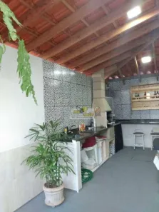 Casa com 3 Quartos à venda, 200m² no Conjunto Cássio Rezende, Uberaba